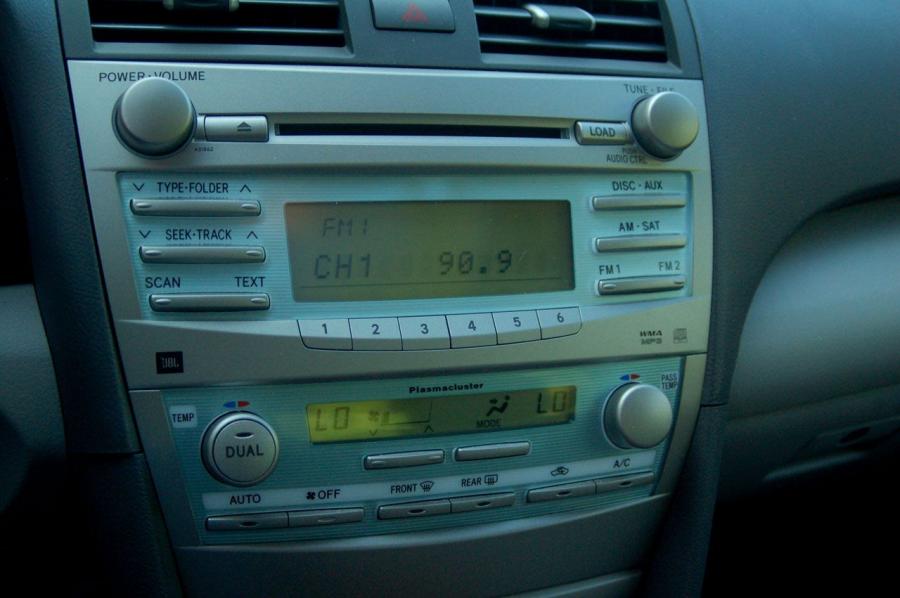  Toyota Camry XLE 2009 года  (фото 24 из 41)